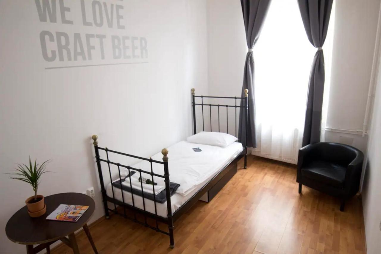 Bed'N'Beer Leilighet Budapest Eksteriør bilde